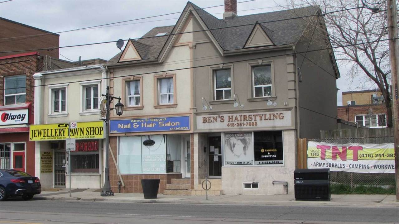 2942 Lake Shore Blvd - Photo 1