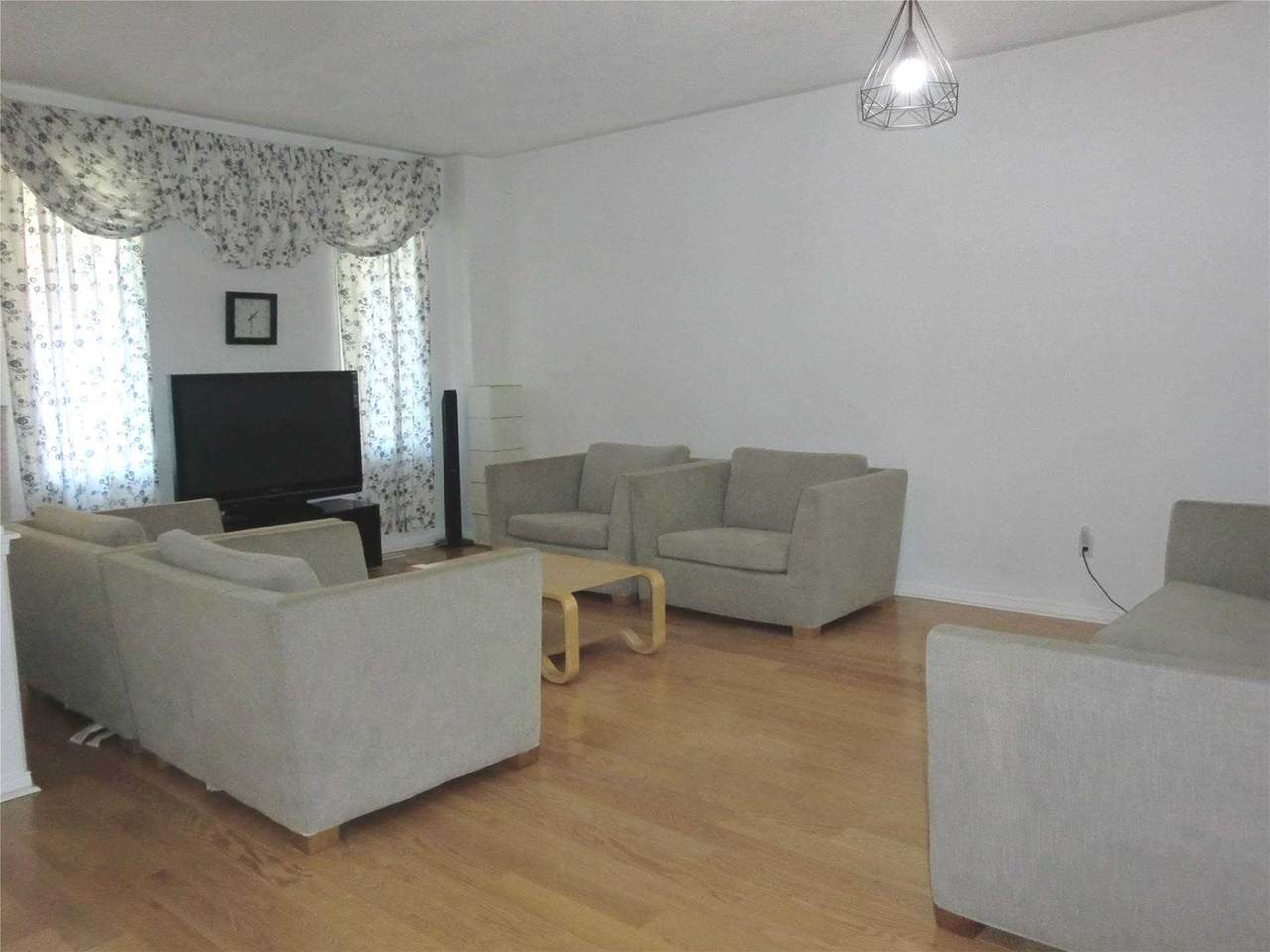 32 Leitch Ave - Photo 1