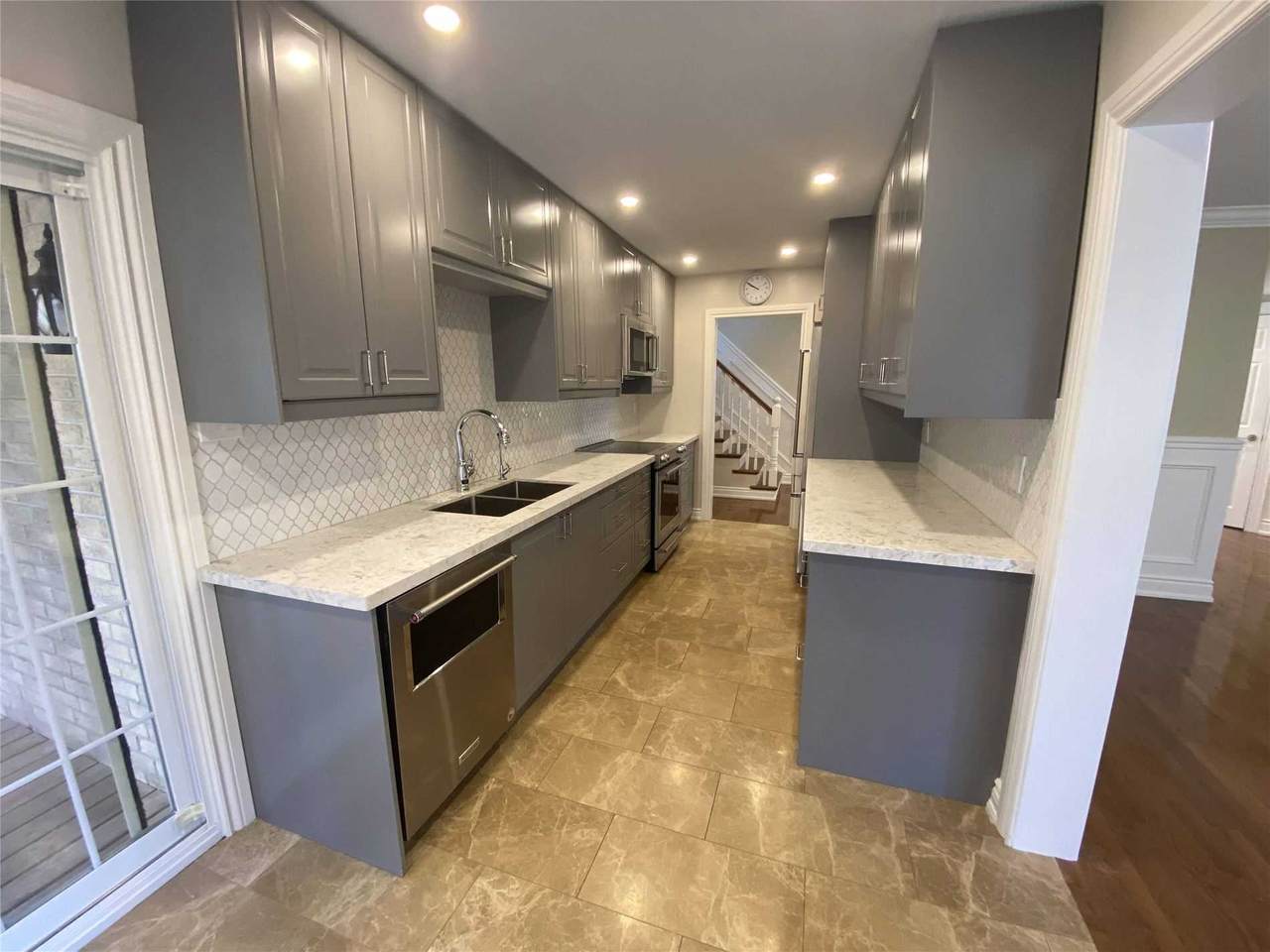201 Sewell Dr - Photo 1