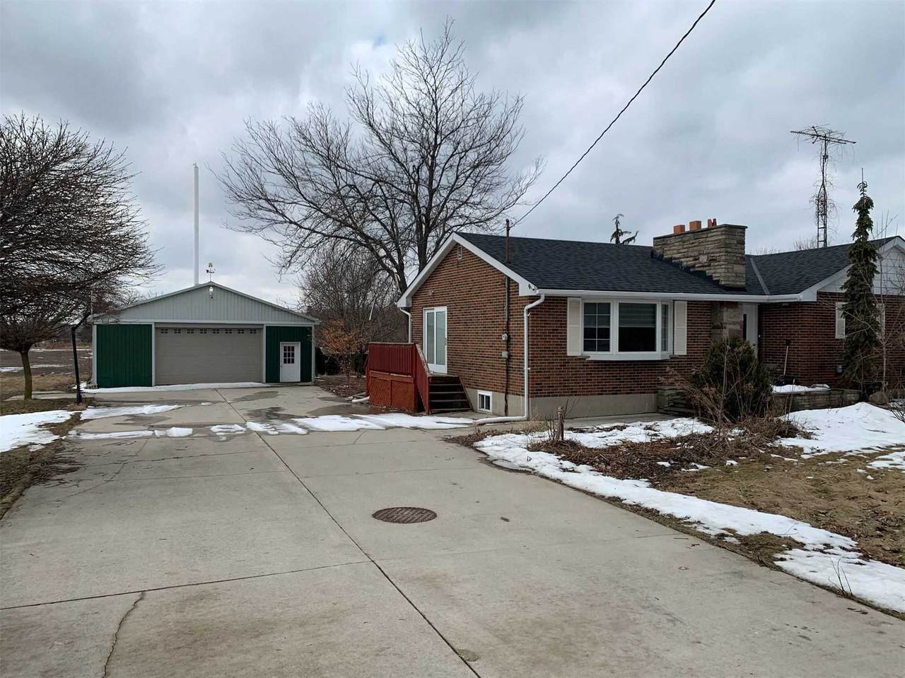 8518 Heritage Rd - Photo 1