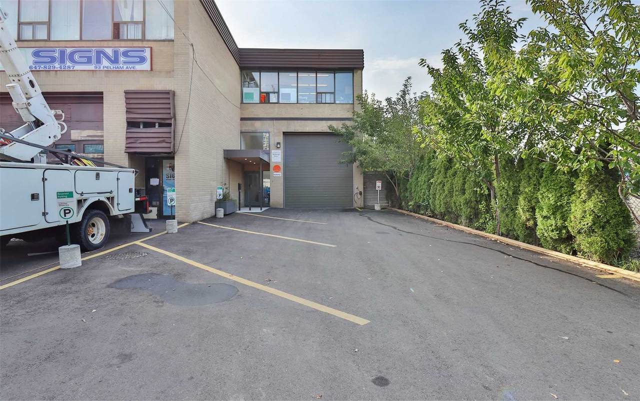 95 Pelham Ave - Photo 1