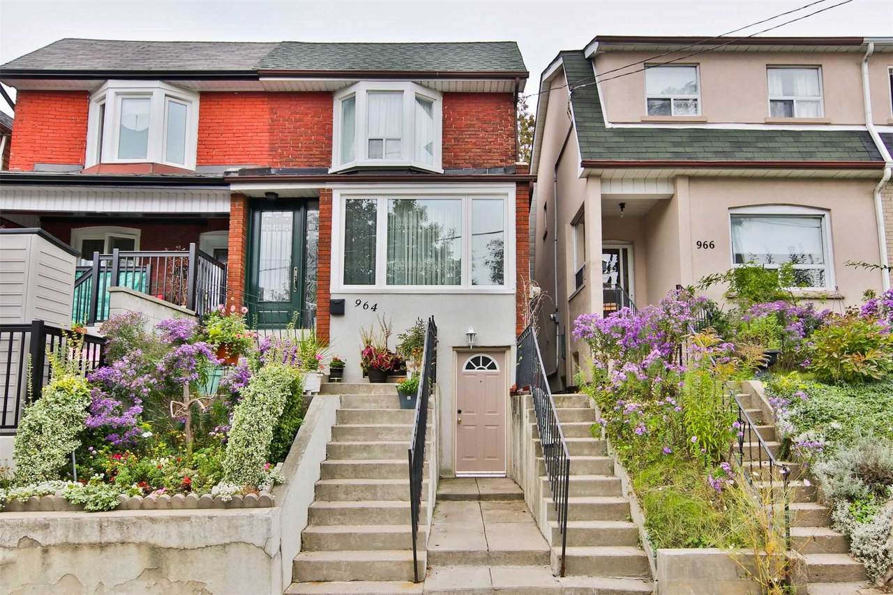 964 St Clarens Ave - Photo 1