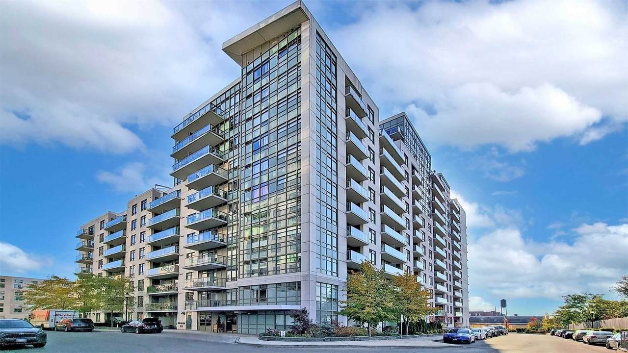 812 Lansdowne Ave - Photo 1