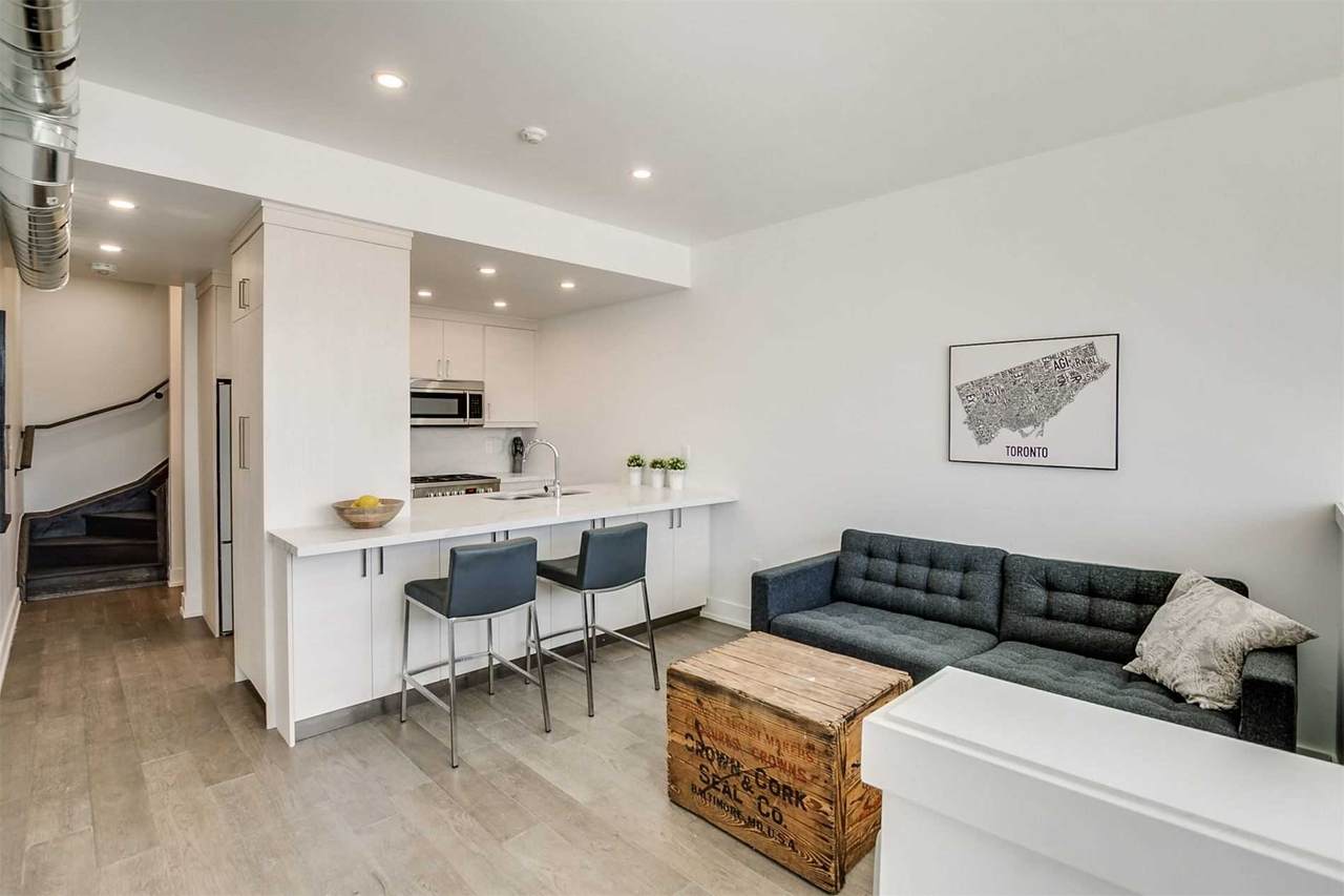 303 Gilmour Ave - Photo 1