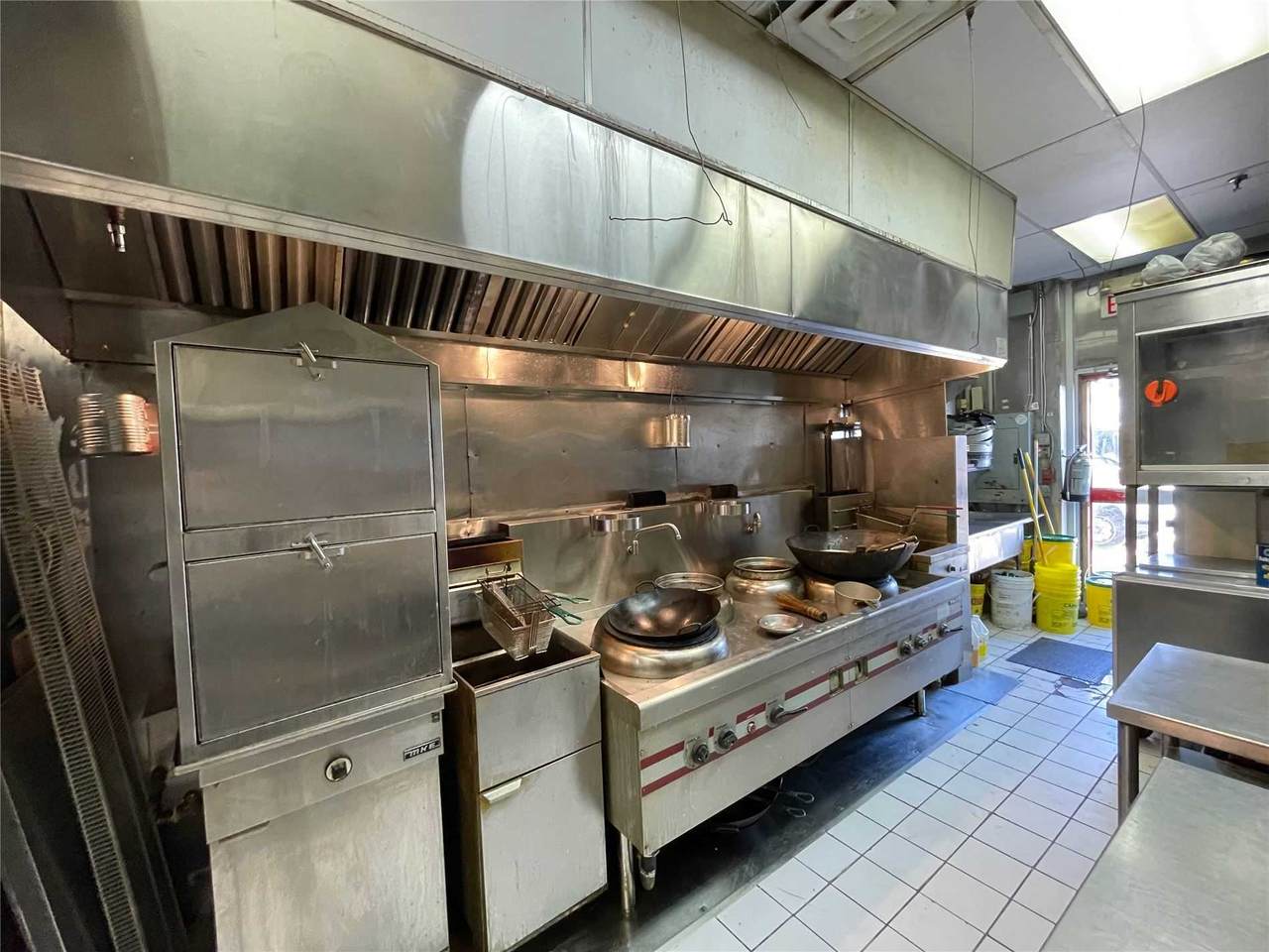 1550 South Gateway Rd - Photo 1