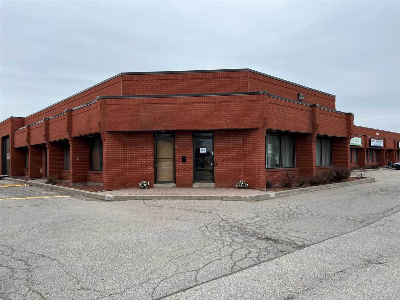 6380 Tomken Rd - Photo 1