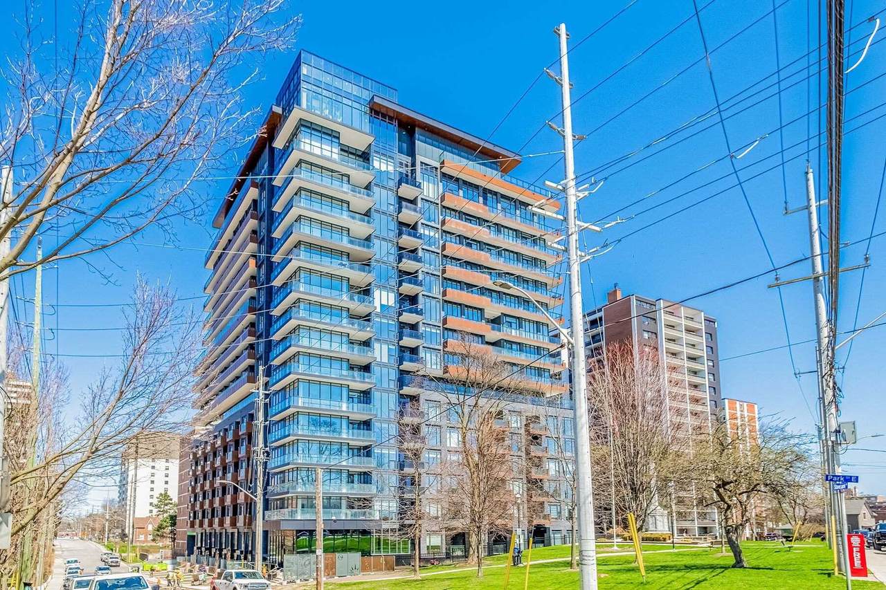 21 Park St - Photo 1