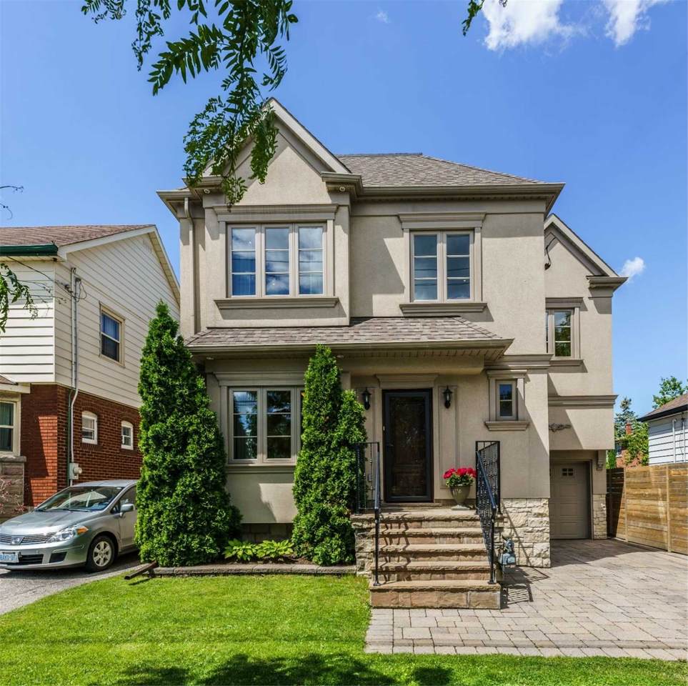 1152 Islington Ave - Photo 1