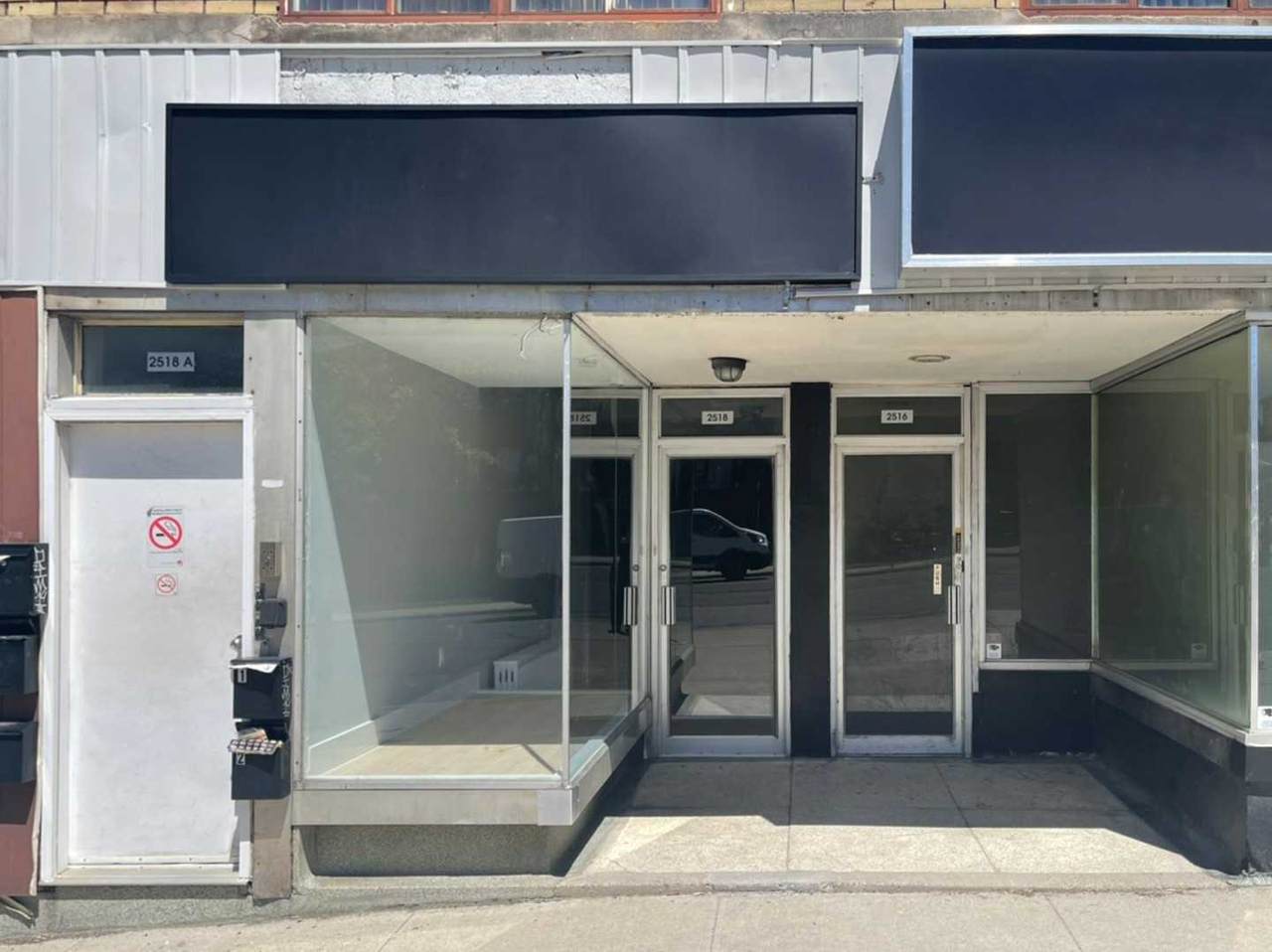 2518 Eglinton Ave - Photo 1