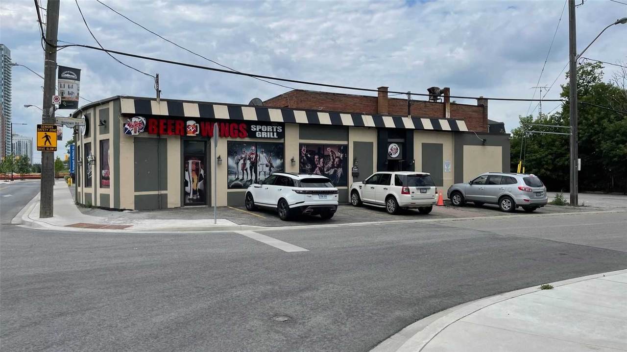 5164 Dundas St - Photo 1