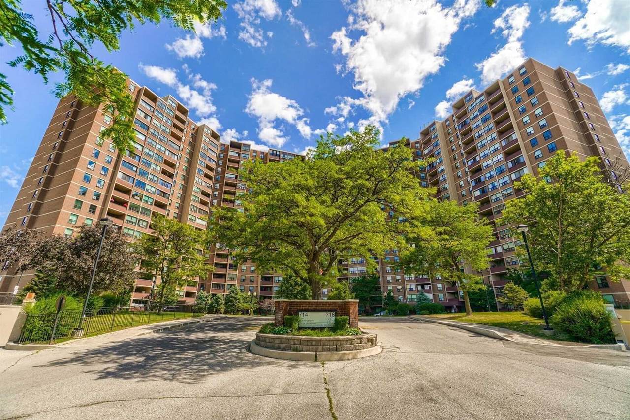 716 The West Mall - Photo 1