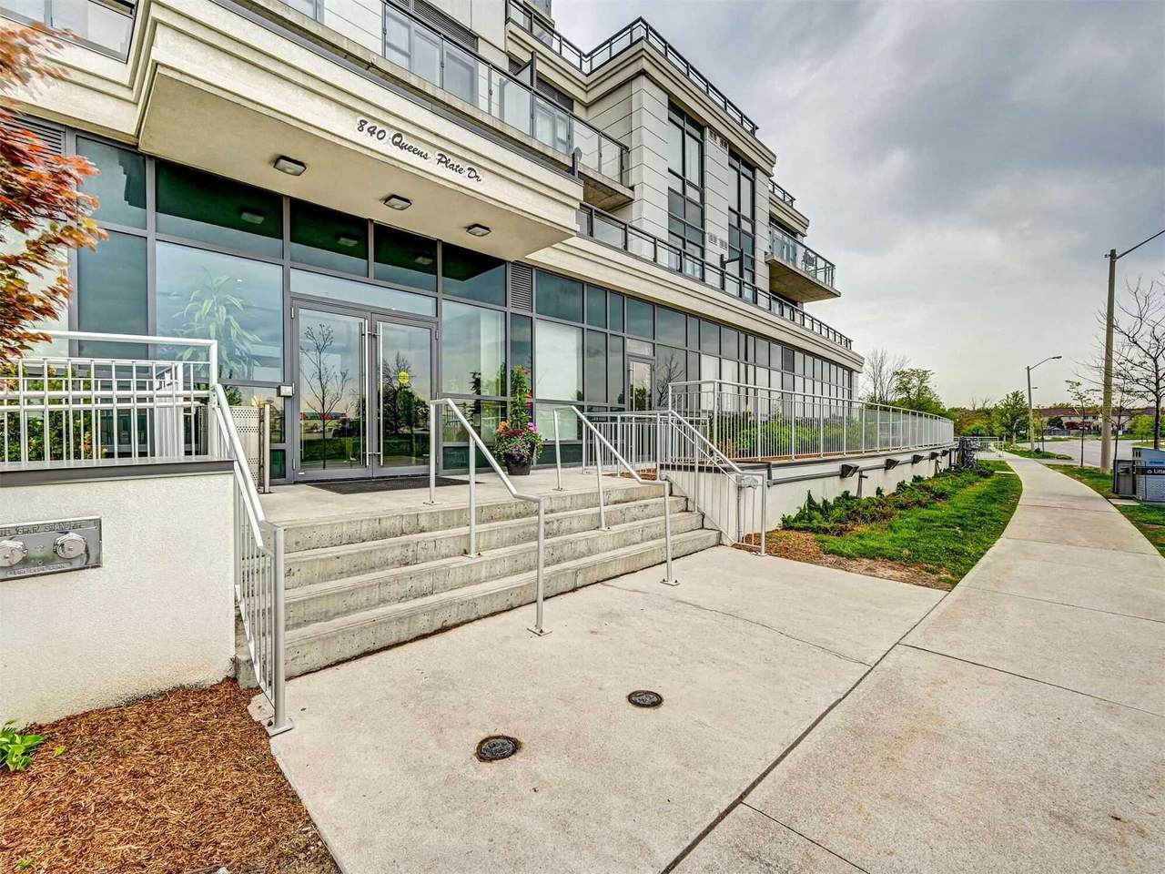 840 Queens Plate Dr - Photo 1