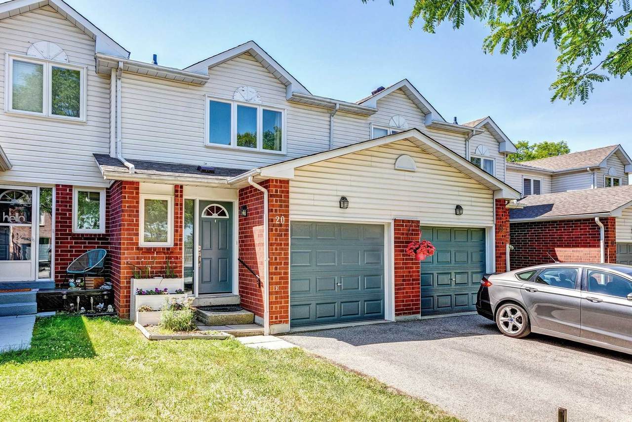 20 Stewart Maclaren Rd - Photo 1