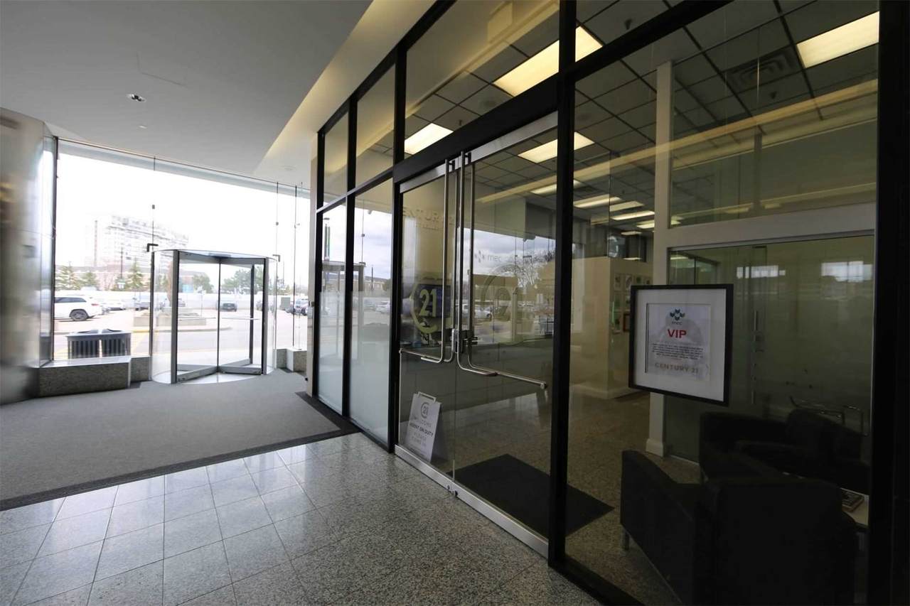 4 Robert Speck Pkwy - Photo 1