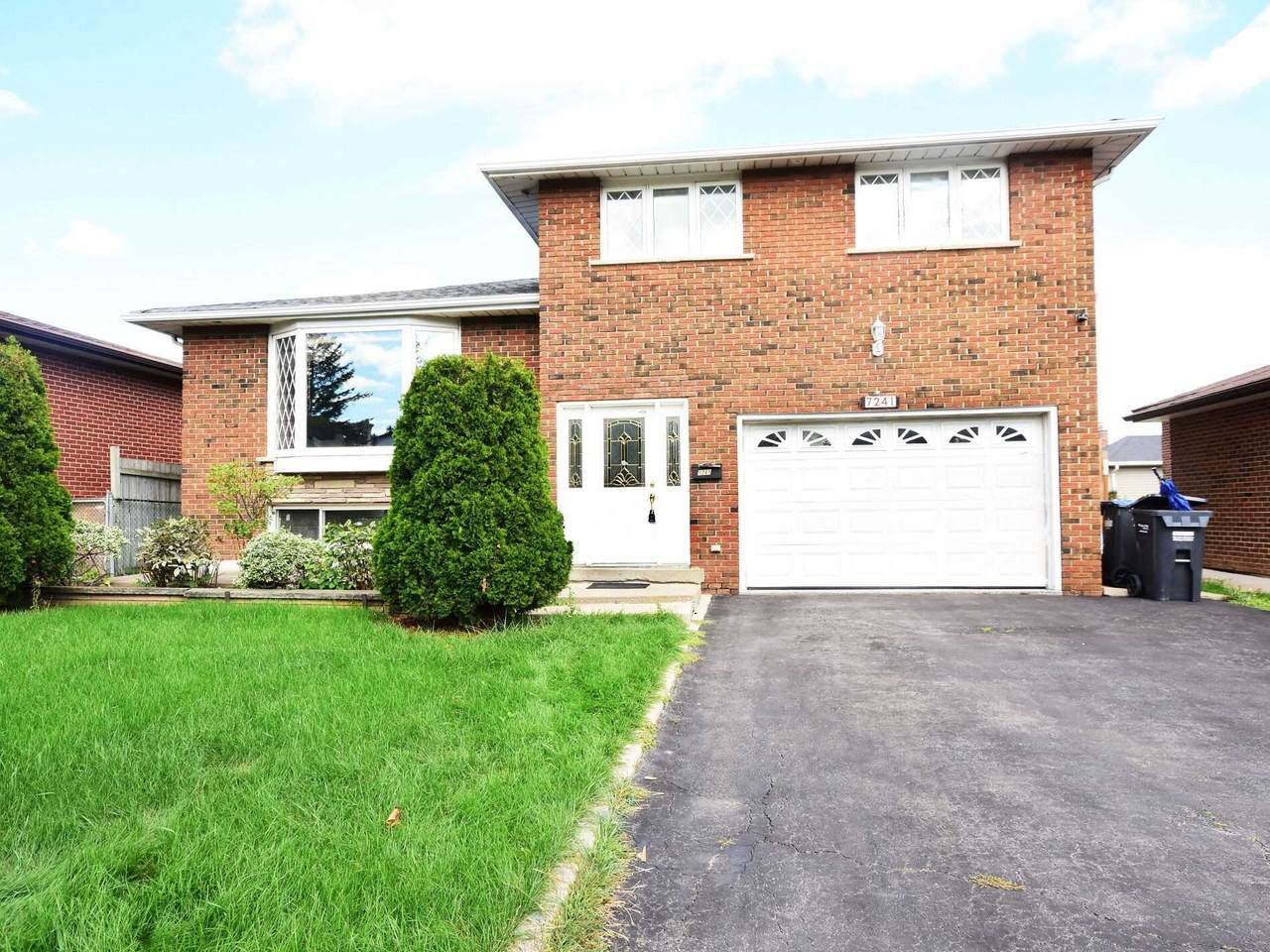 7241 Custer Cres - Photo 1