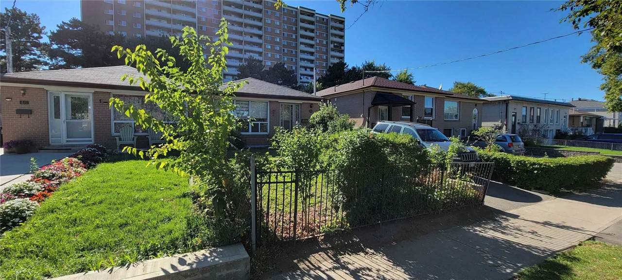 48 Venetian Cres - Photo 1