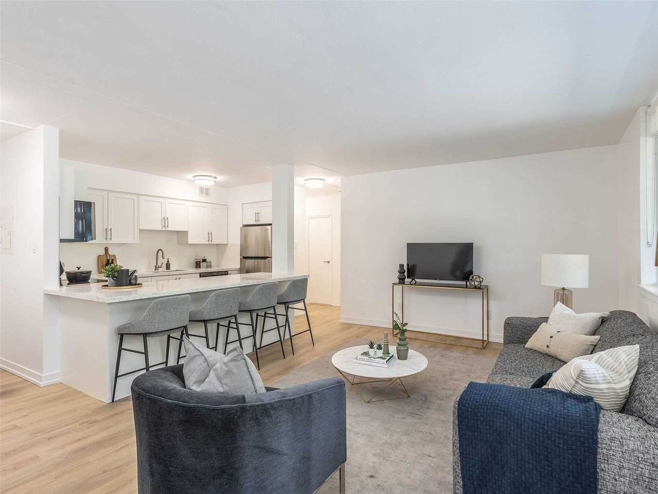 240 Markland Dr - Photo 1