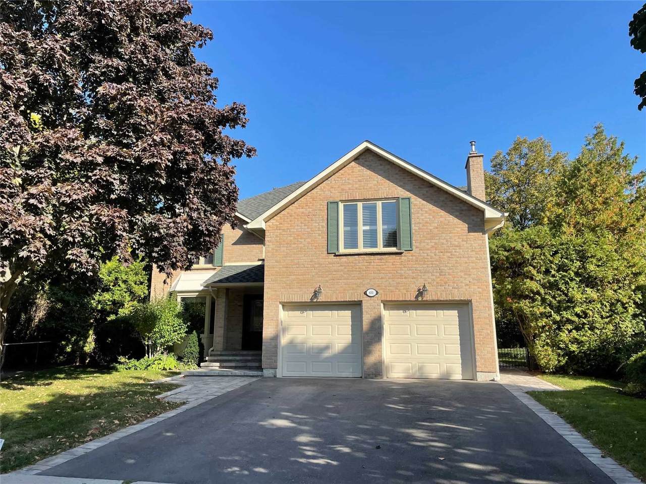 451 Barclay Cres - Photo 1