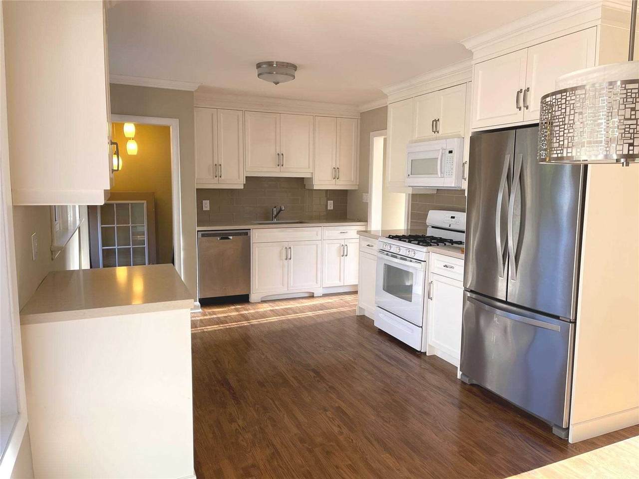 473 Rothesay Pl - Photo 1