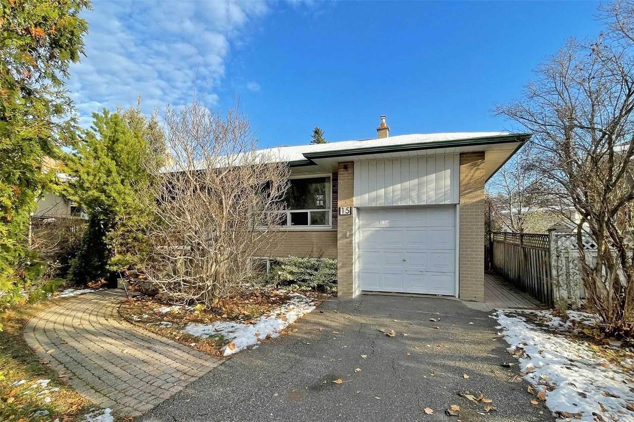15 Robinglade Dr - Photo 1