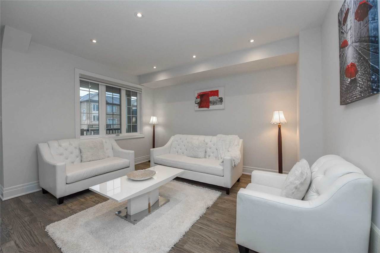 5 Hashmi Pl - Photo 1