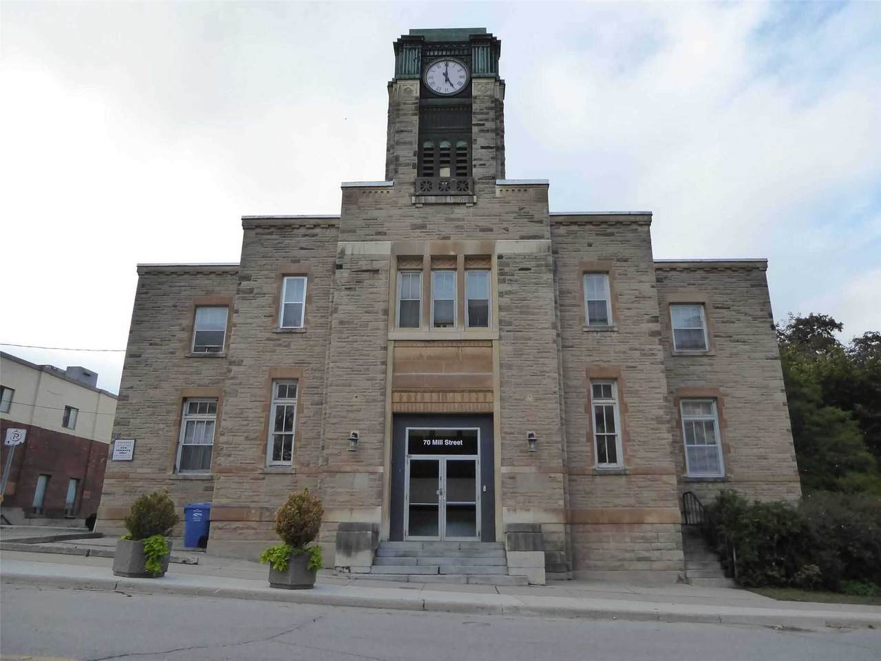 70 Mill St - Photo 1