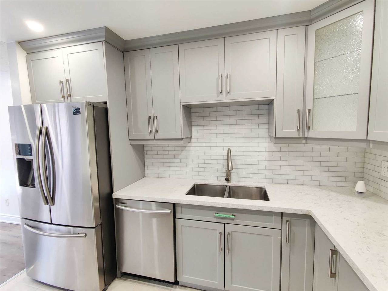 214 Baronwood Crt - Photo 1
