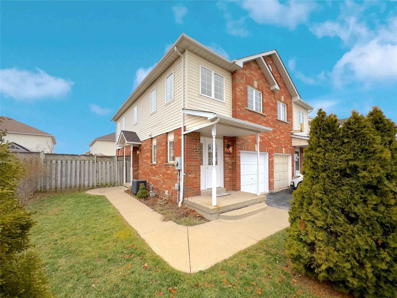 4402 Fairview St - Photo 1