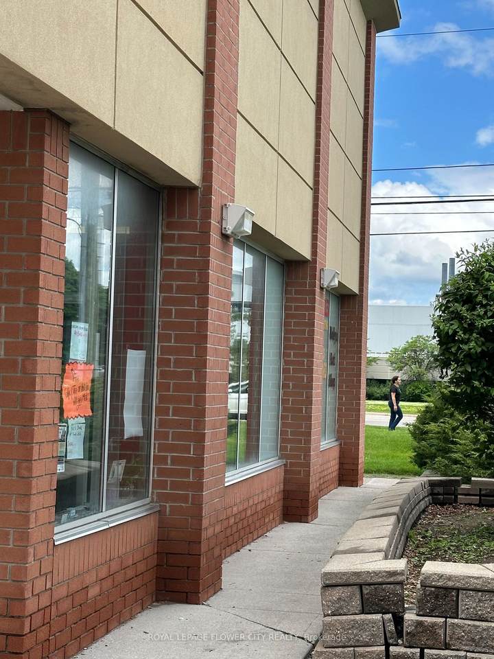 https://bt-photos.global.ssl.fastly.net/toronto/1280_boomver_1_W9034340-2.jpg