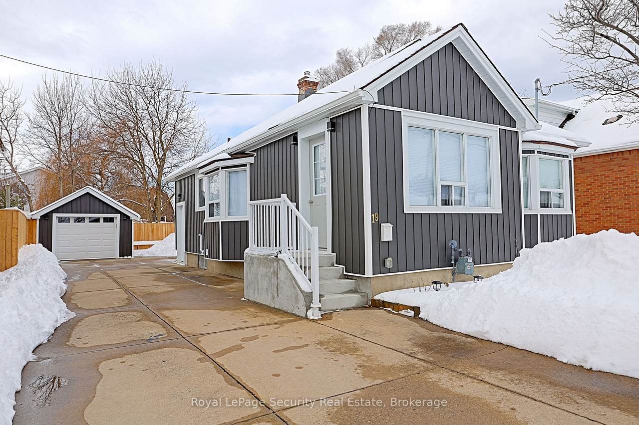 19 Ormonde Avenue - Photo 1