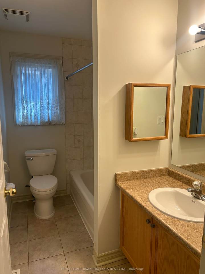 36 Fallingbrook Crescent - Photo 1