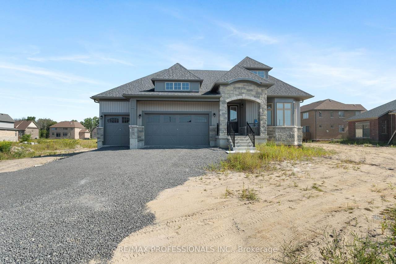 11 Blue Heron Drive - Photo 1