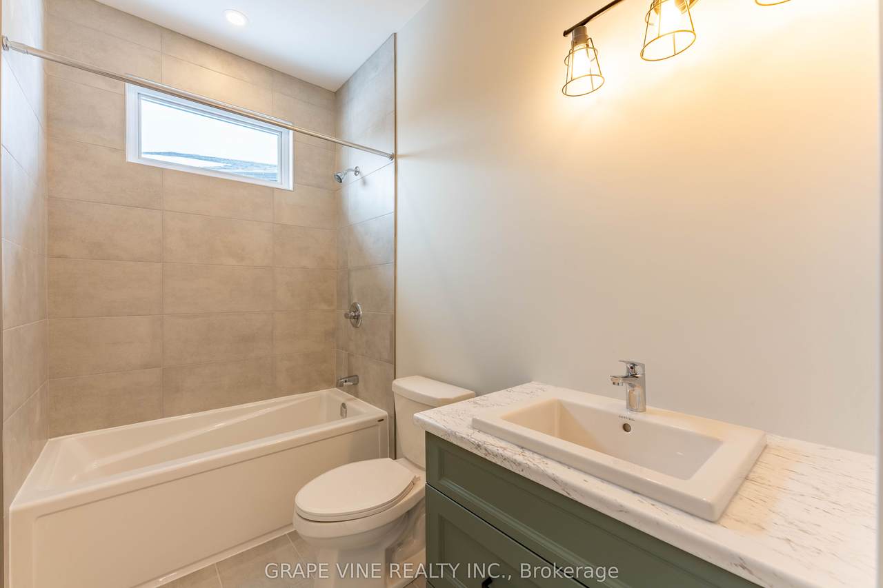 https://bt-photos.global.ssl.fastly.net/toronto/1280_boomver_1_X12003378-1.jpg