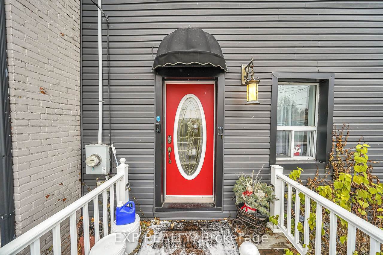 https://bt-photos.global.ssl.fastly.net/toronto/1280_boomver_1_X12005971-1.jpg