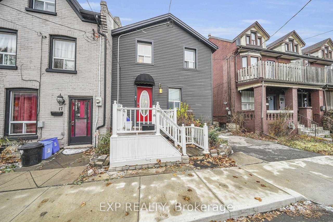 https://bt-photos.global.ssl.fastly.net/toronto/1280_boomver_1_X12005971-1.jpg