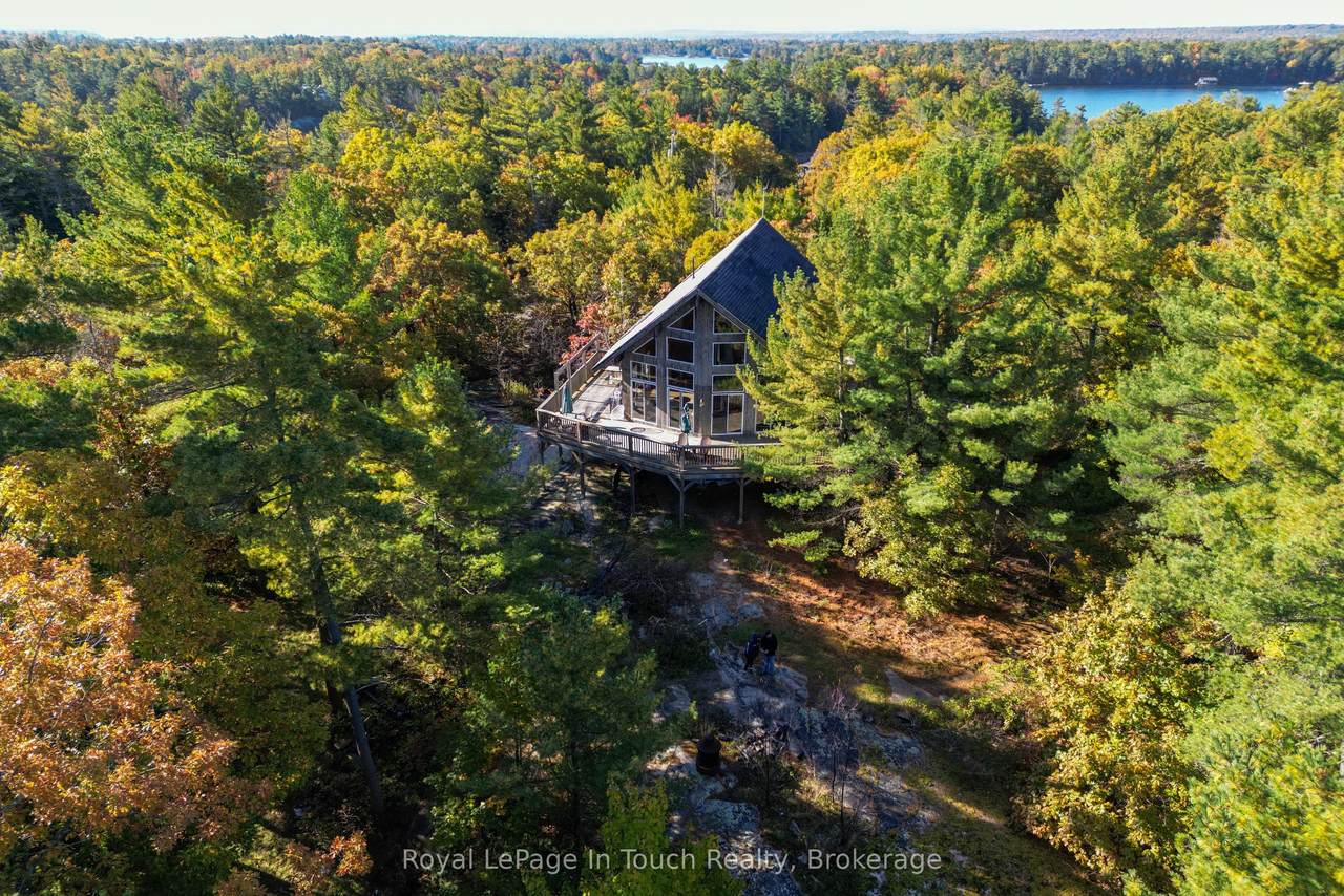 https://bt-photos.global.ssl.fastly.net/toronto/1280_boomver_1_X12015608-1.jpg