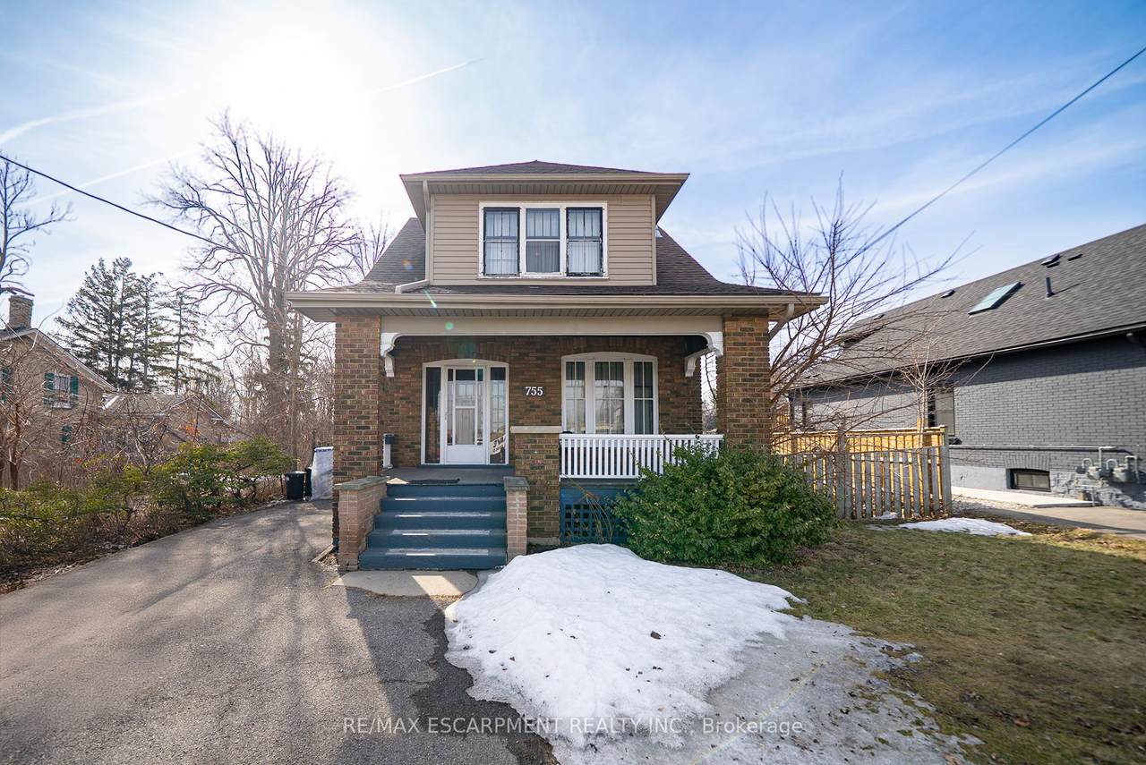 755 Colborne Street - Photo 1