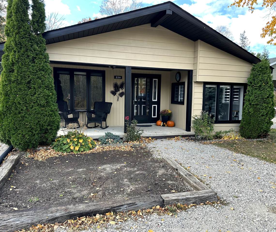 220 Turner Street - Photo 1