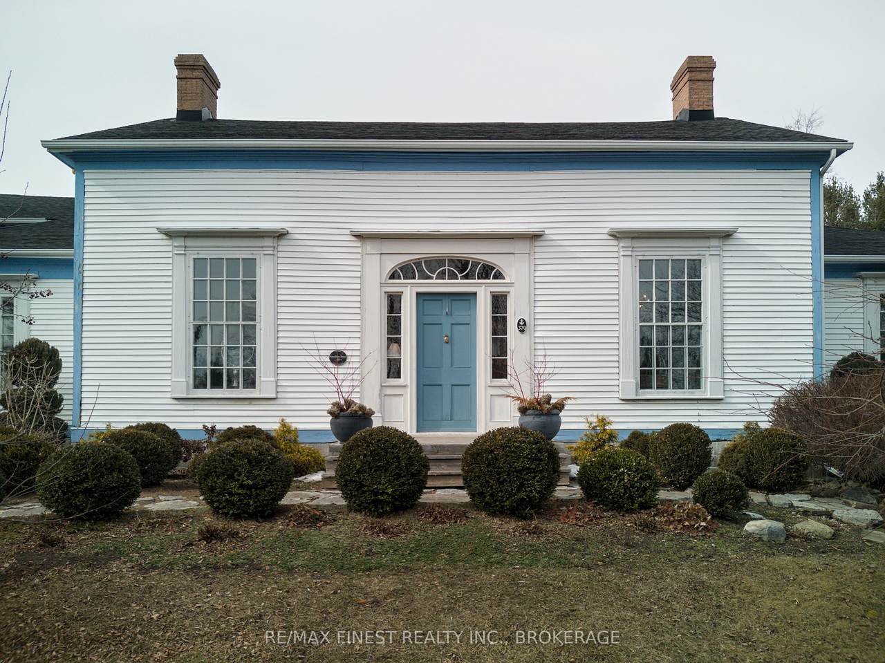 370 Academy Street - Photo 1