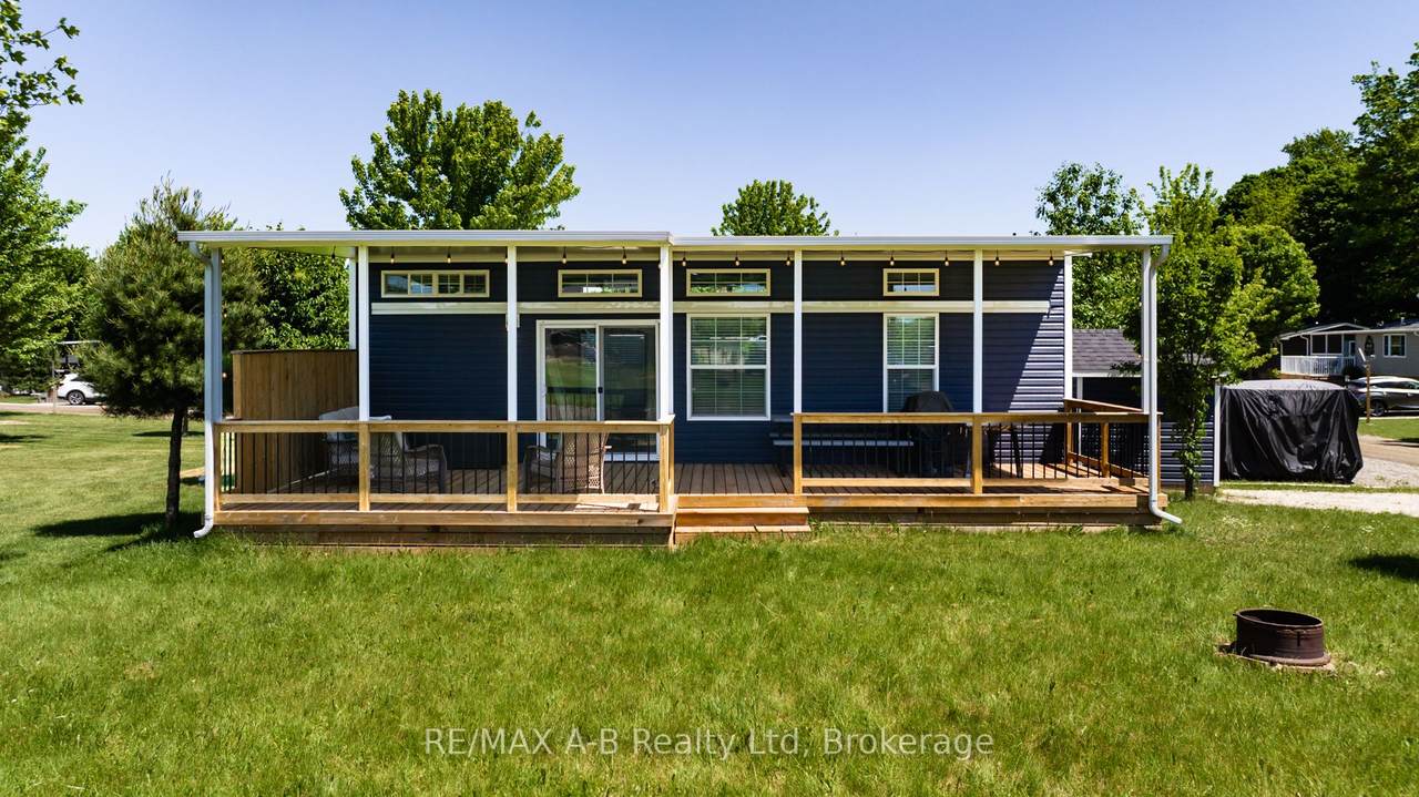 923590 Road 92 Street - Photo 1
