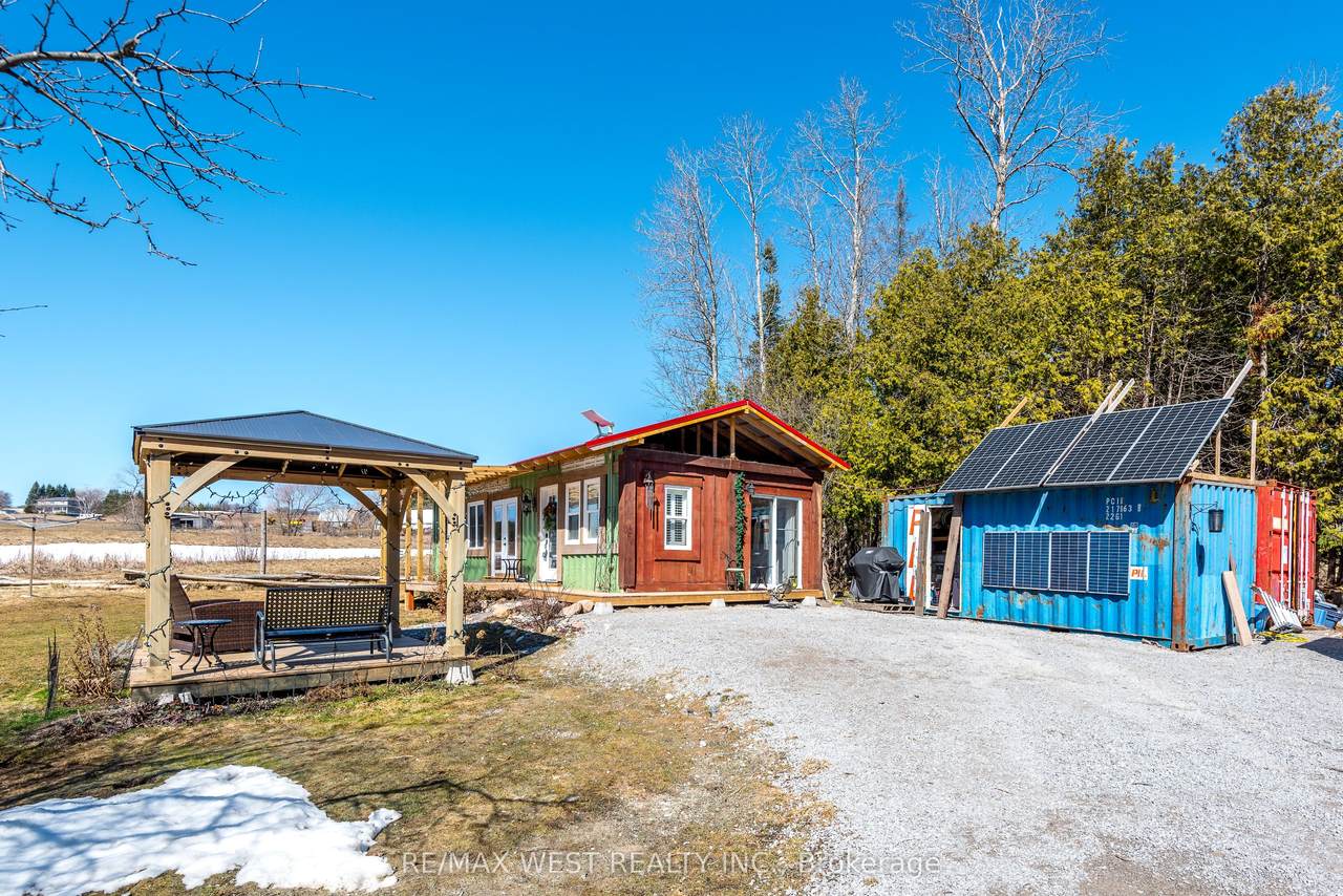 475 Fleetwood Road - Photo 1