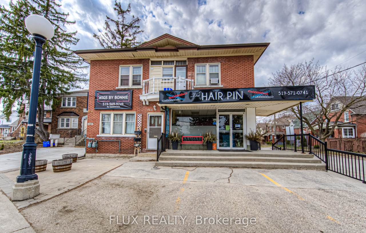 744 Queen Street - Photo 1