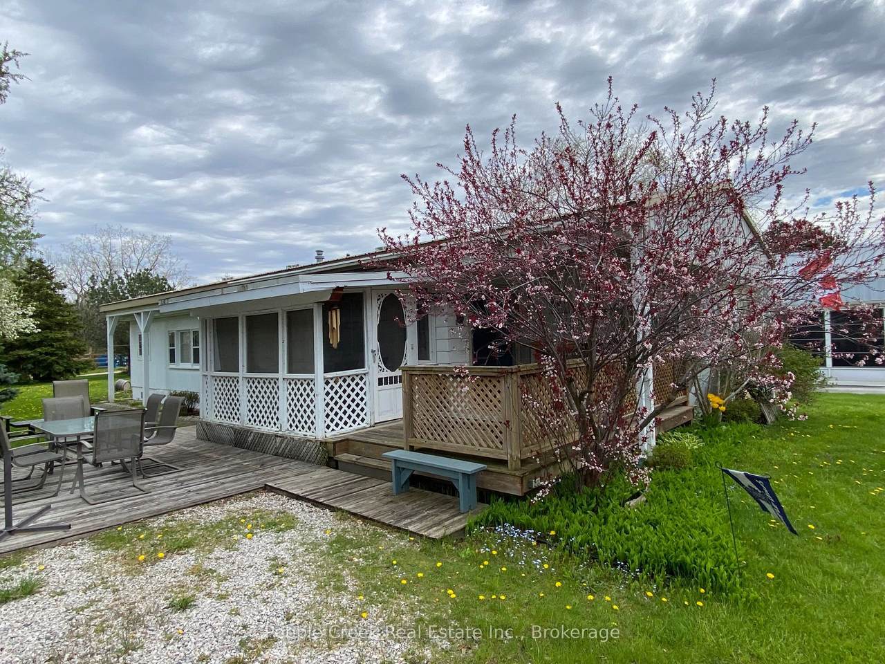 6 Turnbull's Grove Road - Photo 1