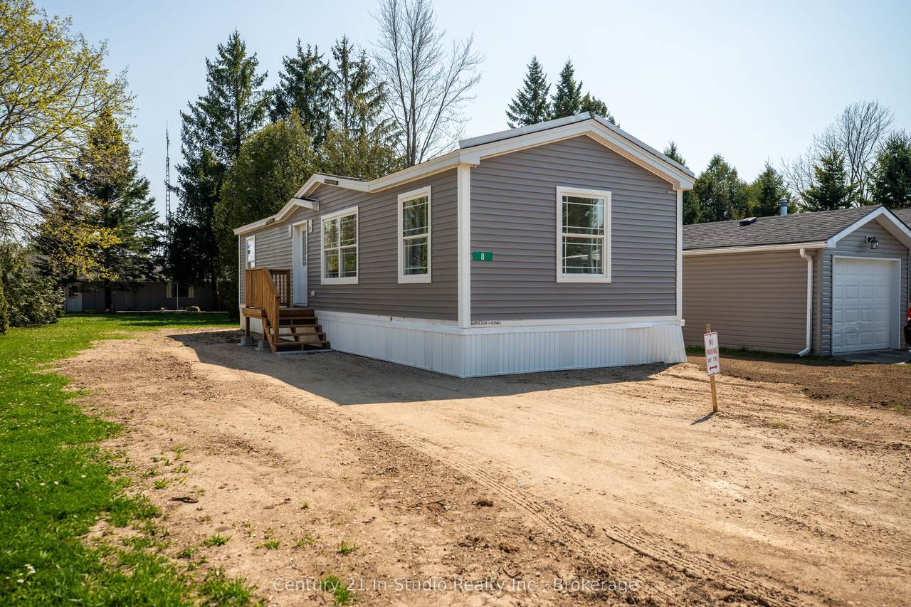 8 Sussex Square - Photo 1
