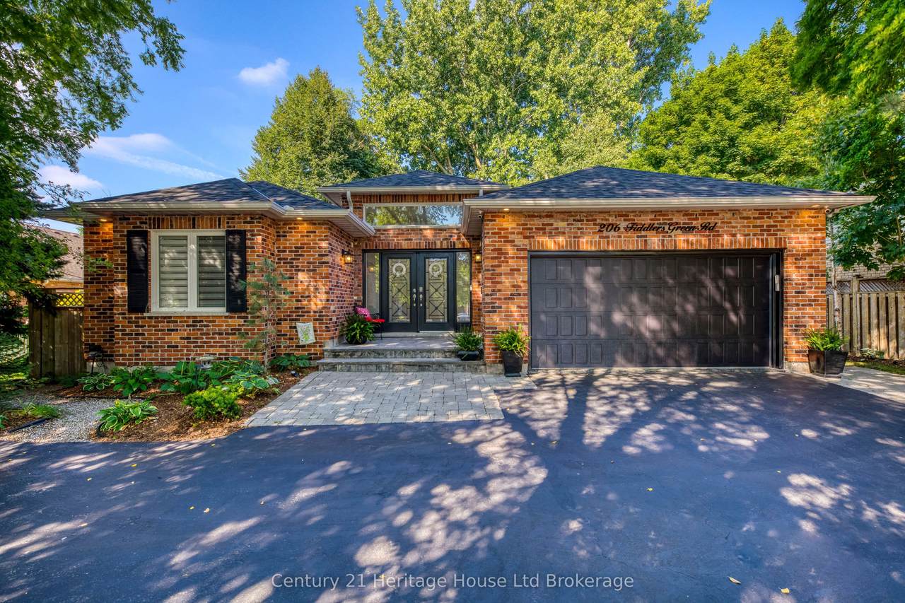 206 Fiddlers Green Road - Photo 1