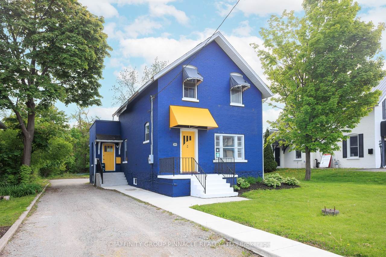 221 Kent Street - Photo 1