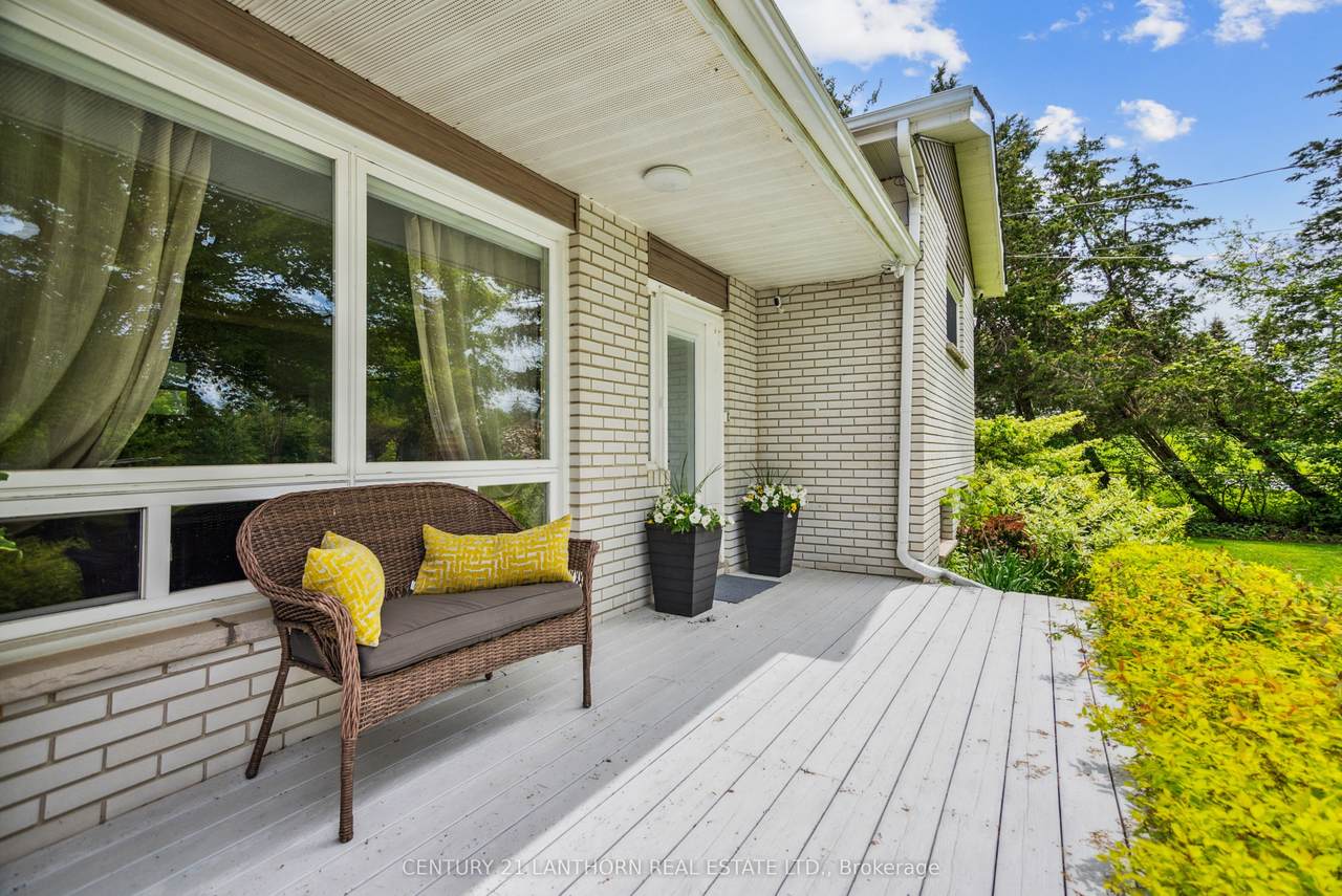 https://bt-photos.global.ssl.fastly.net/toronto/1280_boomver_1_X12184520-1.jpg