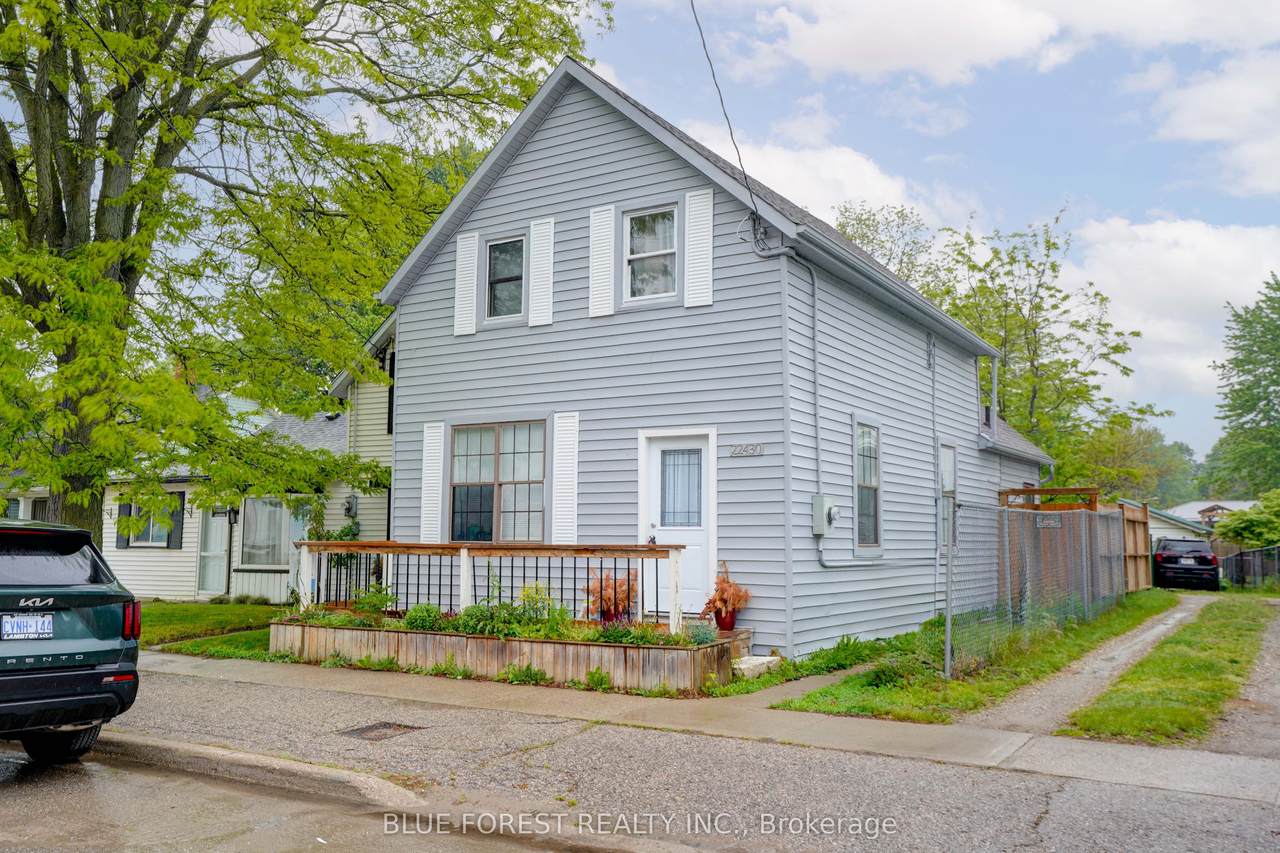 22430 Adelaide Road - Photo 1