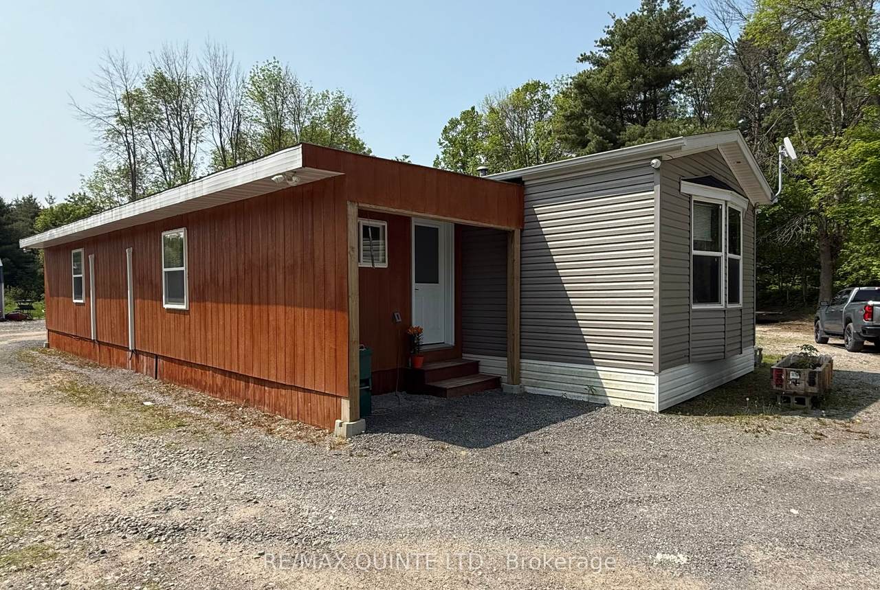 39 Hawkins Bay Road - Photo 1