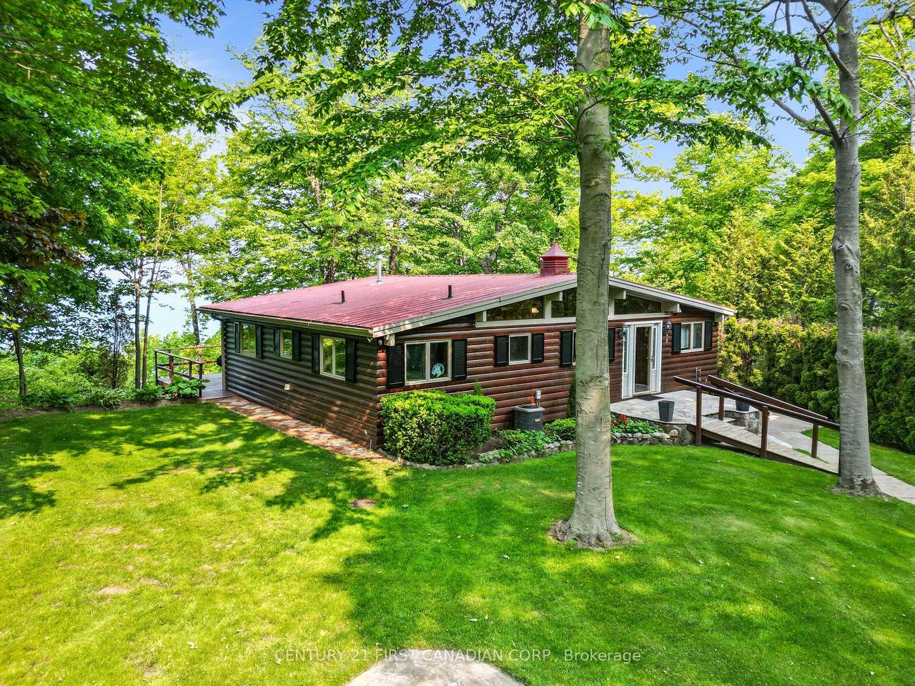 74395B Snowden Crescent - Photo 1